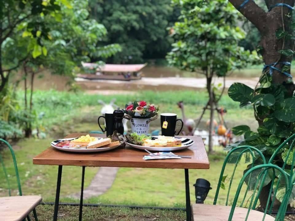 River Art Hotel Chiang Mai Eksteriør billede